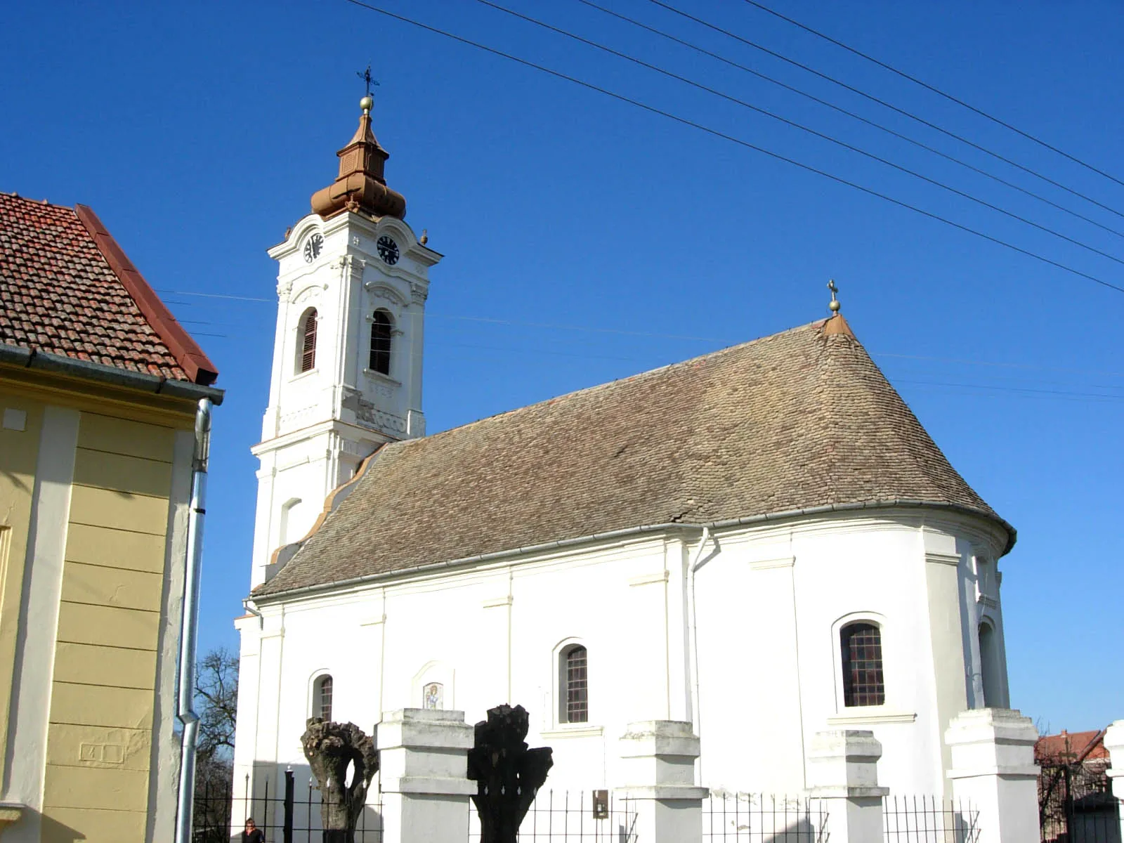 Photo showing: The Orthodox church in Platičevo, Serbia.