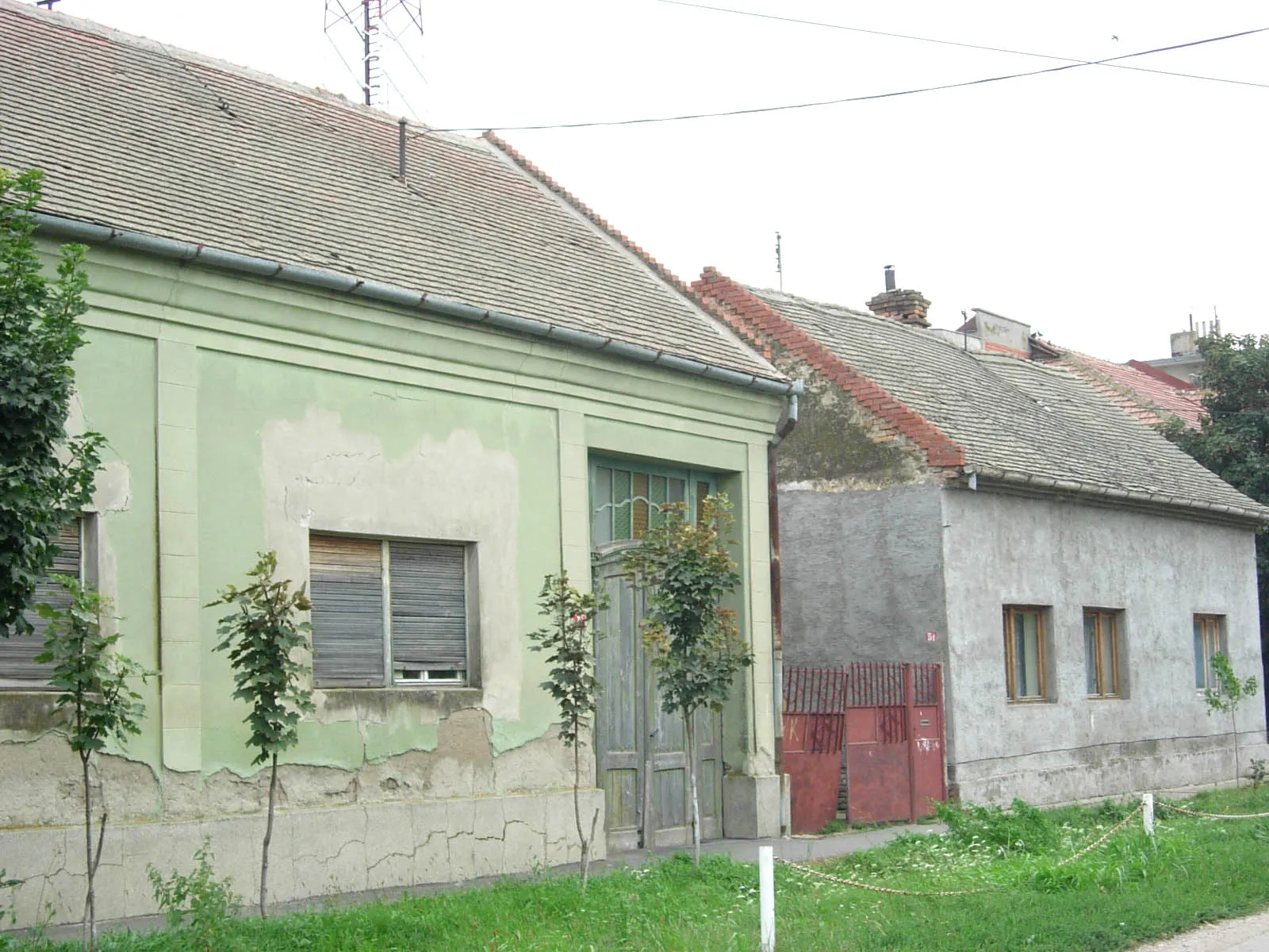 Photo showing: Old houses in Sečanj.