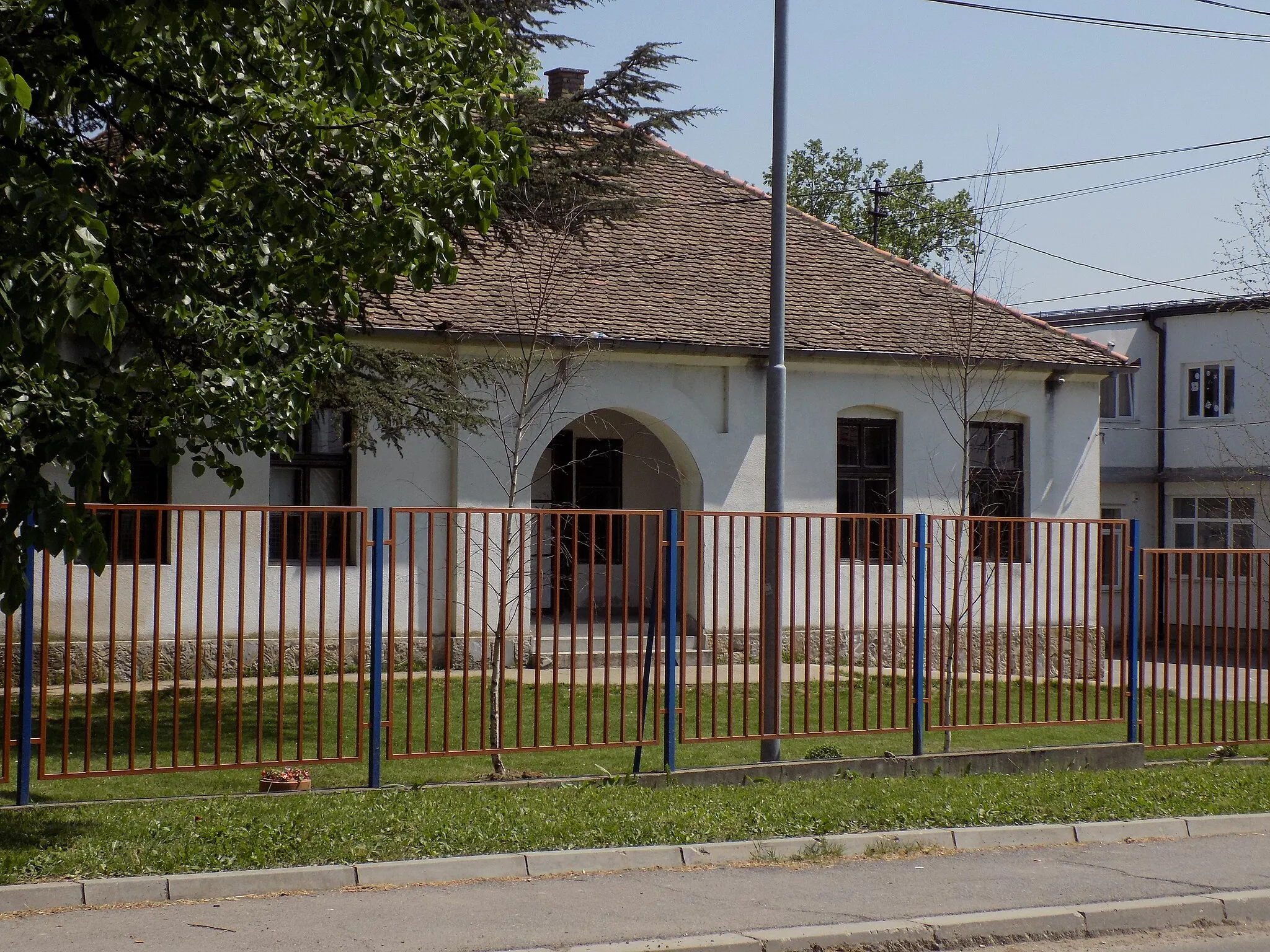 Photo showing: Old school in Velika Moštanica, suburban settlement of Čukarica, a municipality of the city of Belgrade, Serbia