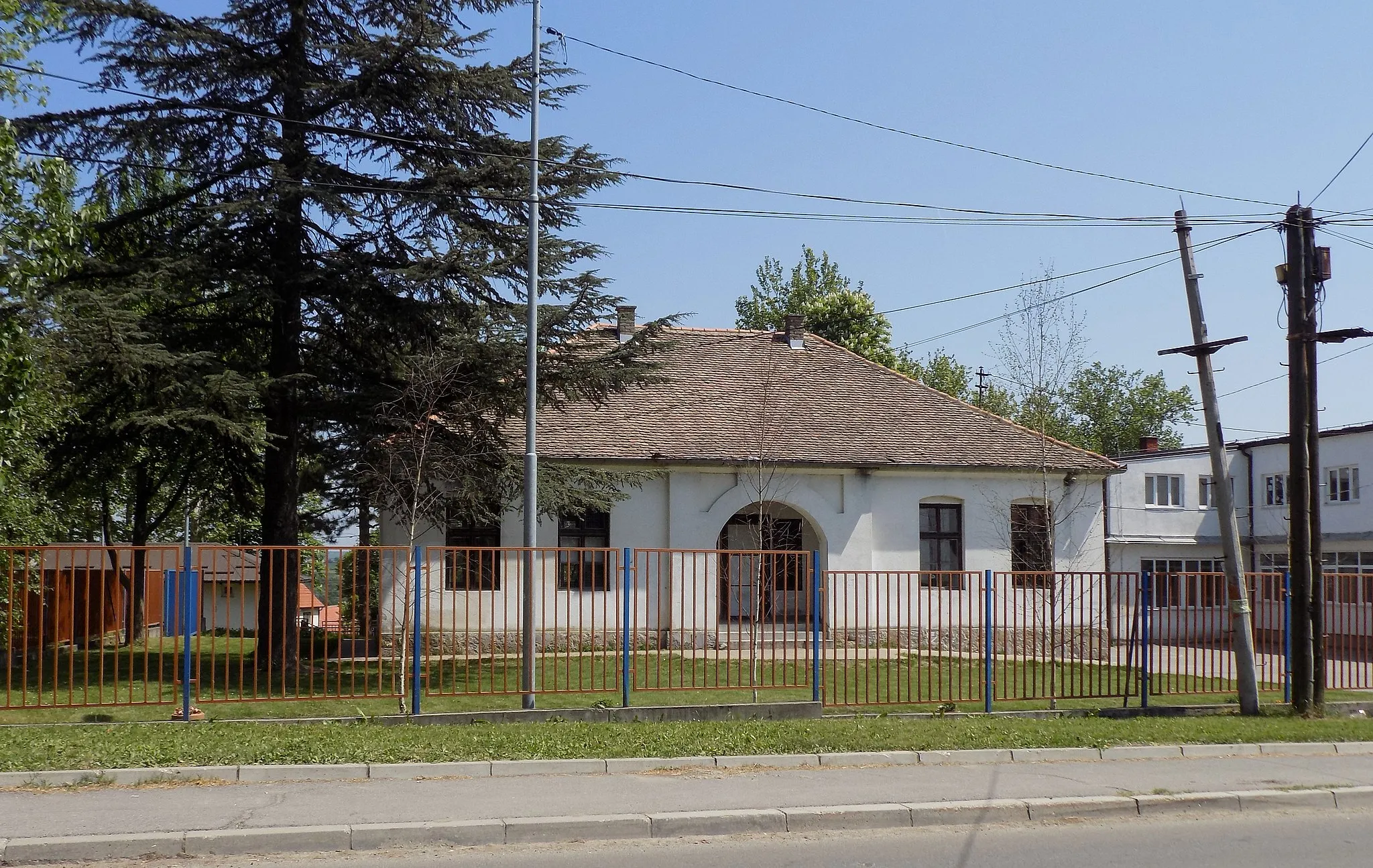 Photo showing: Old school in Velika Moštanica, suburban settlement of Čukarica, a municipality of the city of Belgrade, Serbia