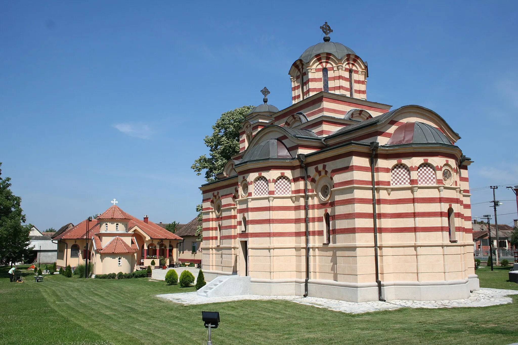 Photo showing: Crkva-spomen kosturnica Vaznesenja Gospodnjeg, Dublje