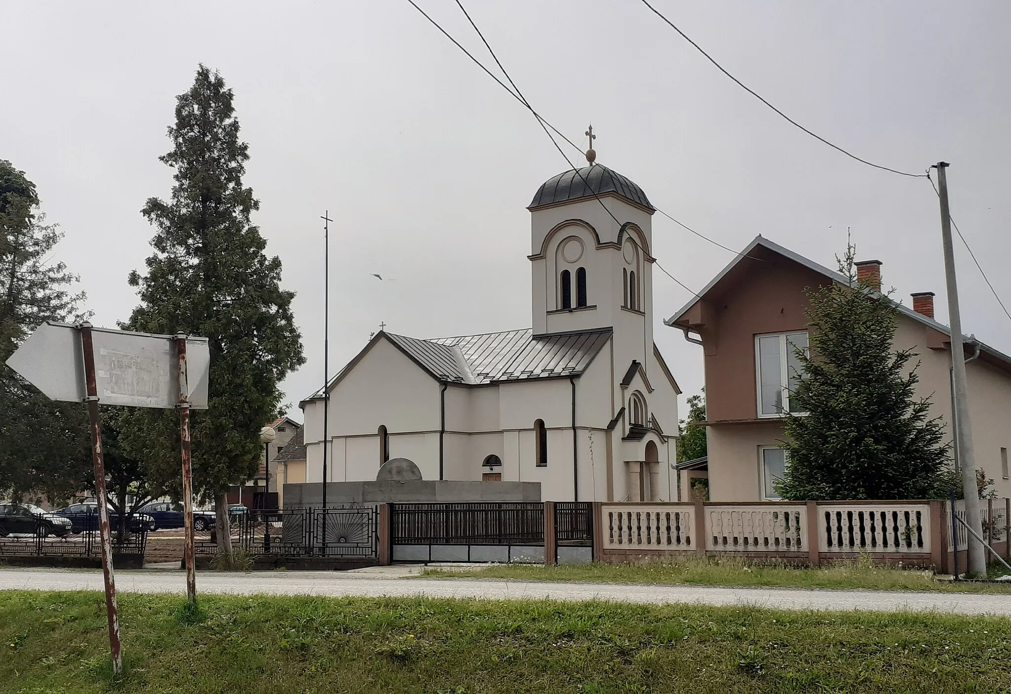 Photo showing: Црква Успења Пресвете Богородице у Клењу.