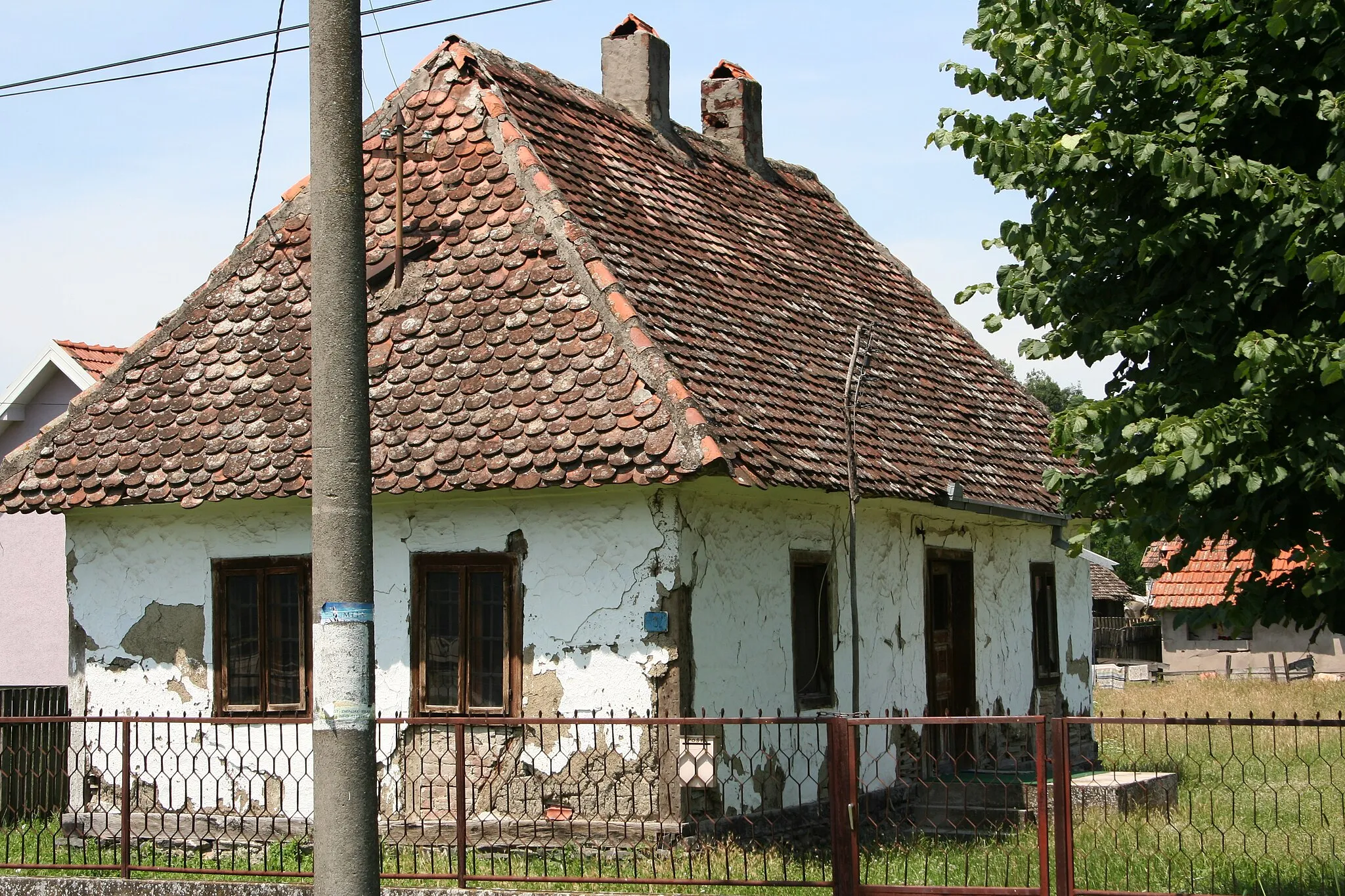 Photo showing: Stara kuća, Štitar