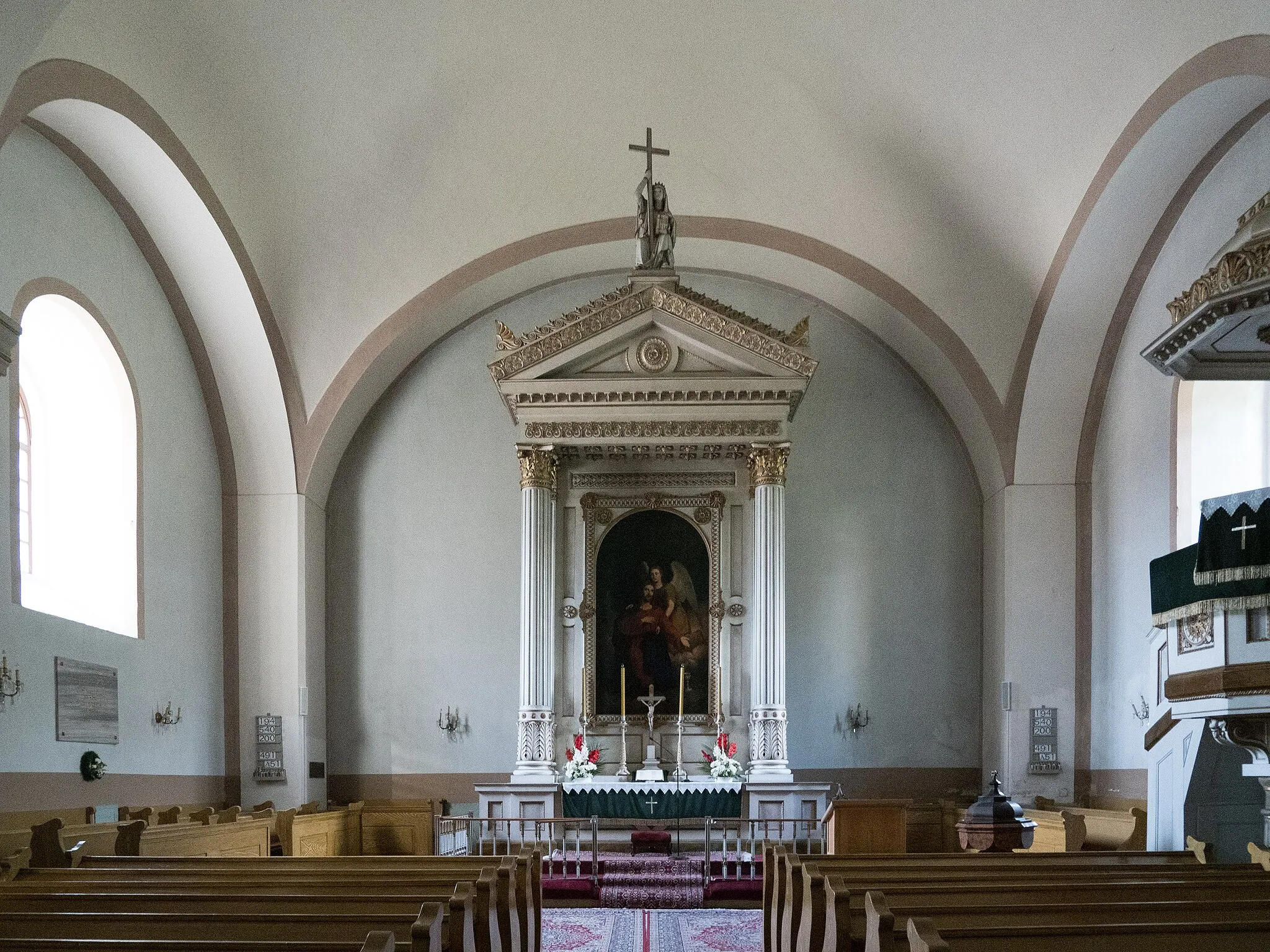 Photo showing: Interior of the Lutheran church in Brezno, Slovakia, neoclassical building from 1787.