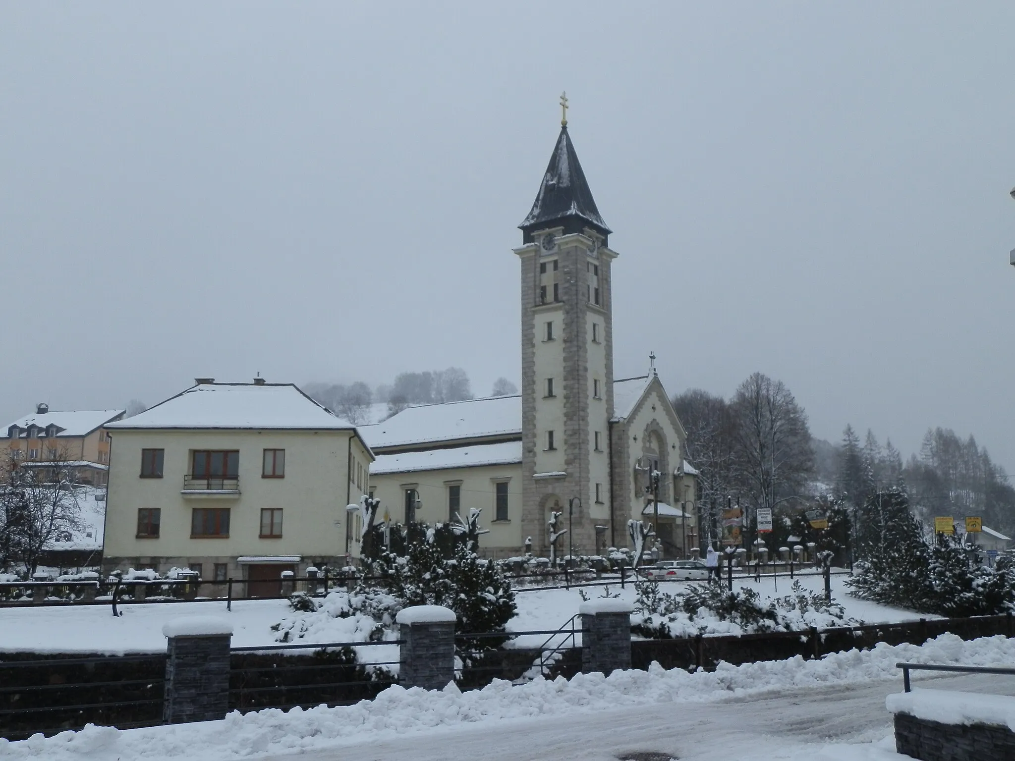 Photo showing: Church, Terchová, Slovakia