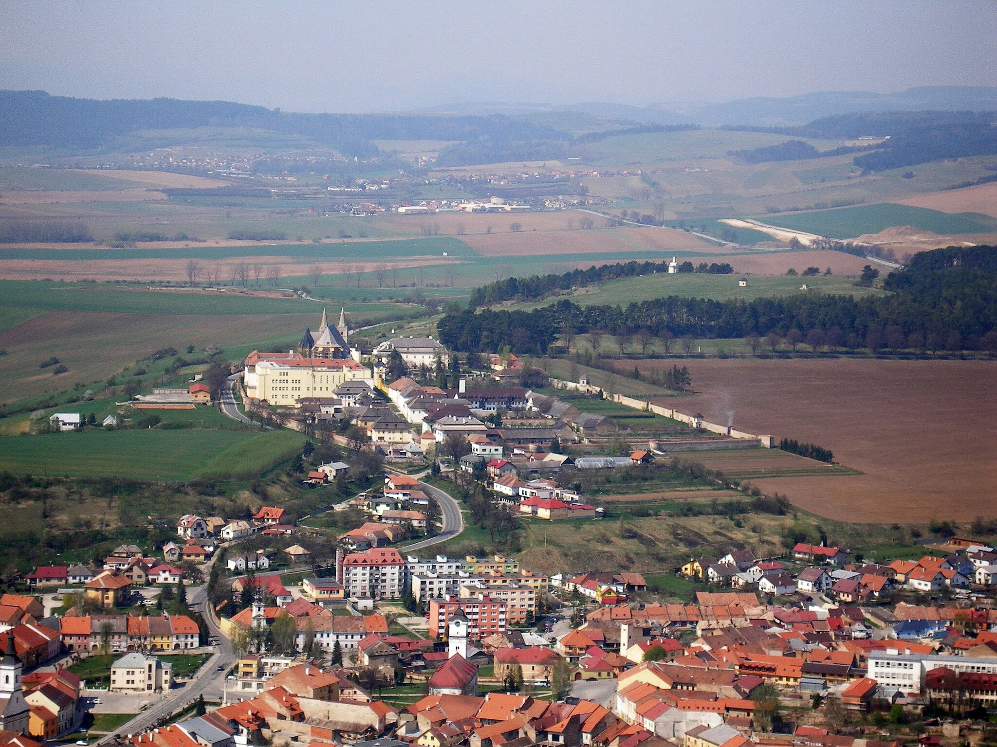 Photo showing: Mestečko Spišské Podhradie a jeho časť Spišská Kapitula.Pohľad zo Spišského hradu
