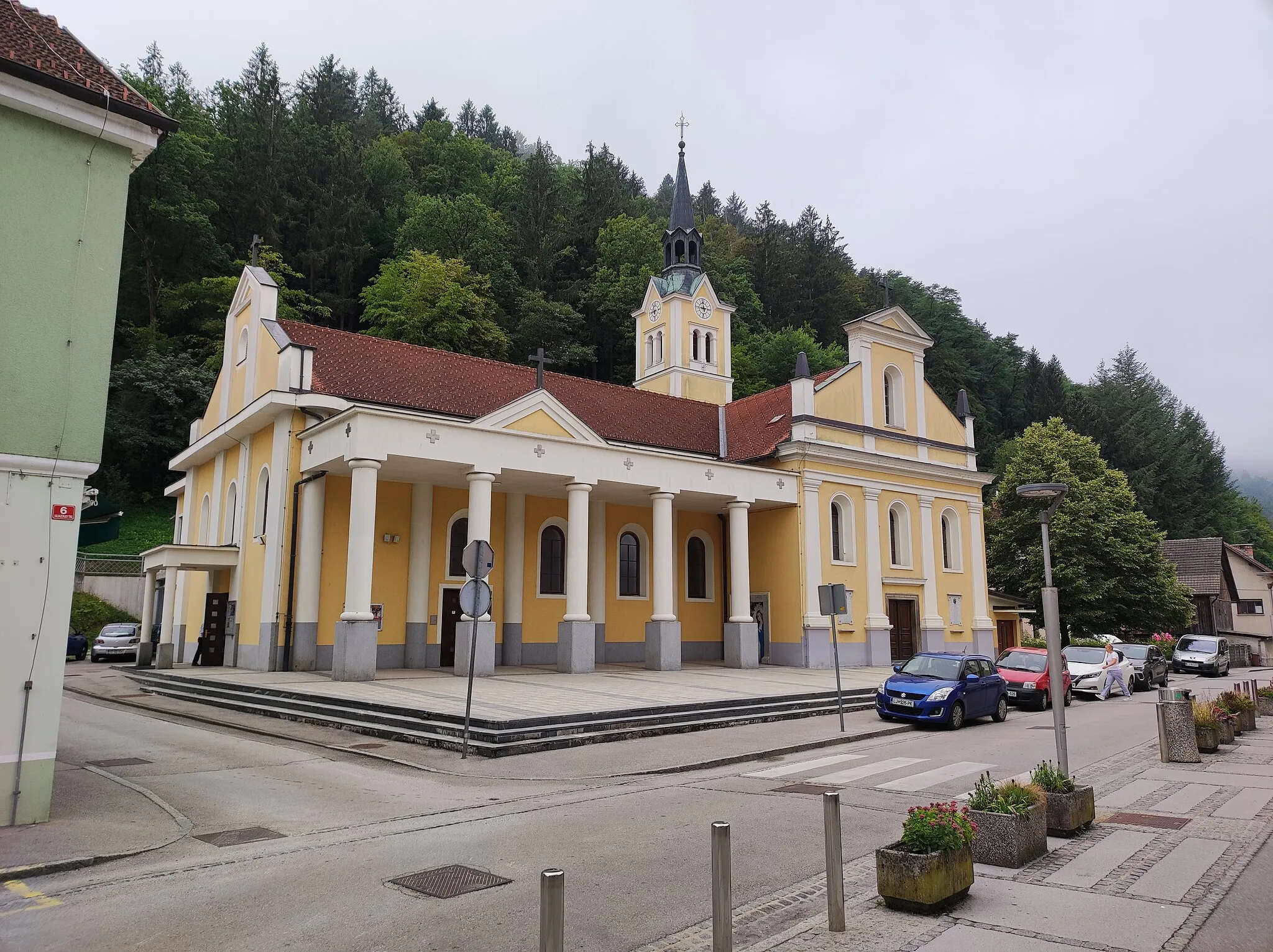 Photo showing: St. Nicholas' church in Litija.