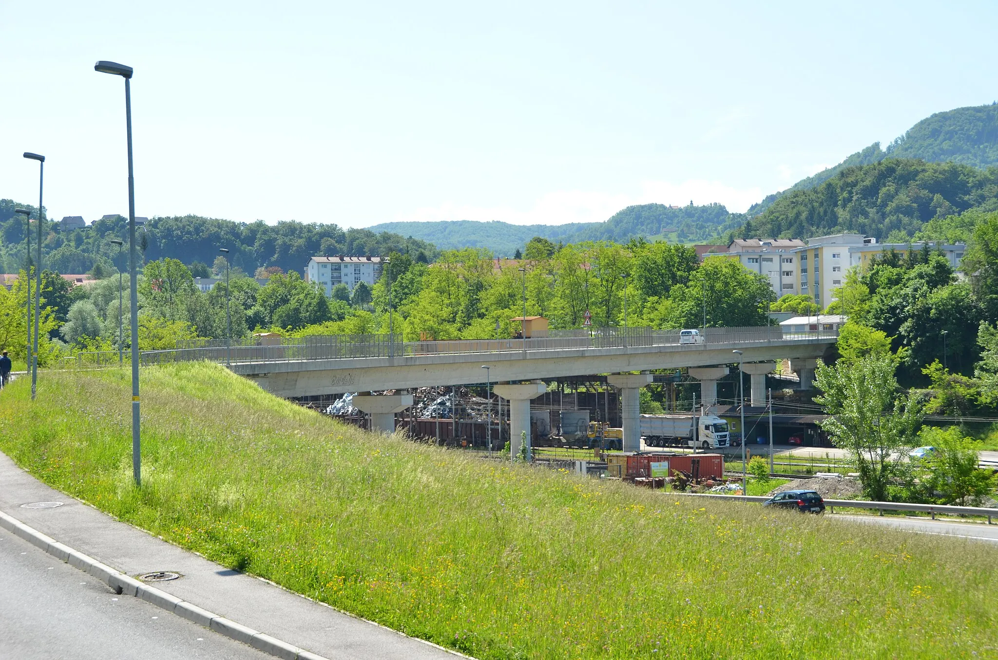 Photo showing: Overpass Lipa in Štore, Slovenia, completed in 2008.