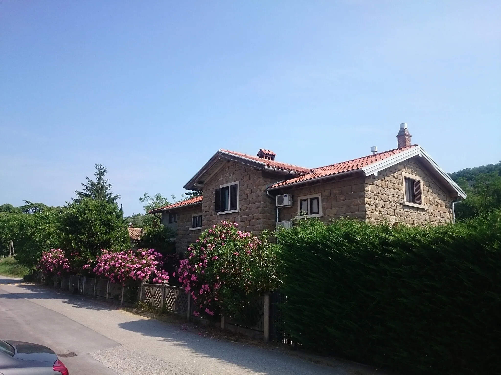 Photo showing: Former train station of the Parenzana line in Dekani.