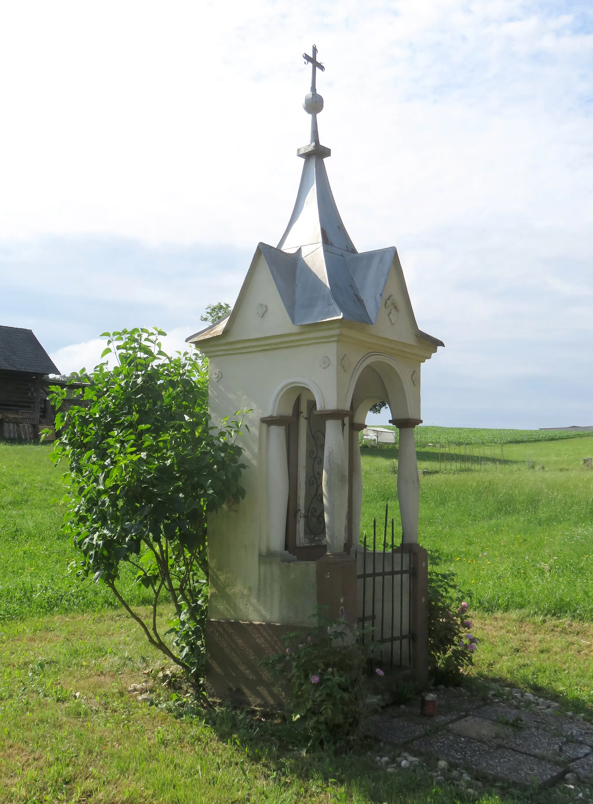 Photo showing: Chapel-shrine in Jerova Vas, Municipality of Grosuplje, Slovenia