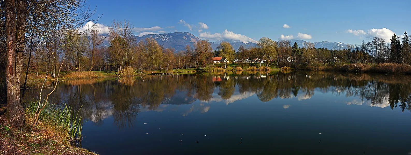 Photo showing: Ex clay pits near Bobovek