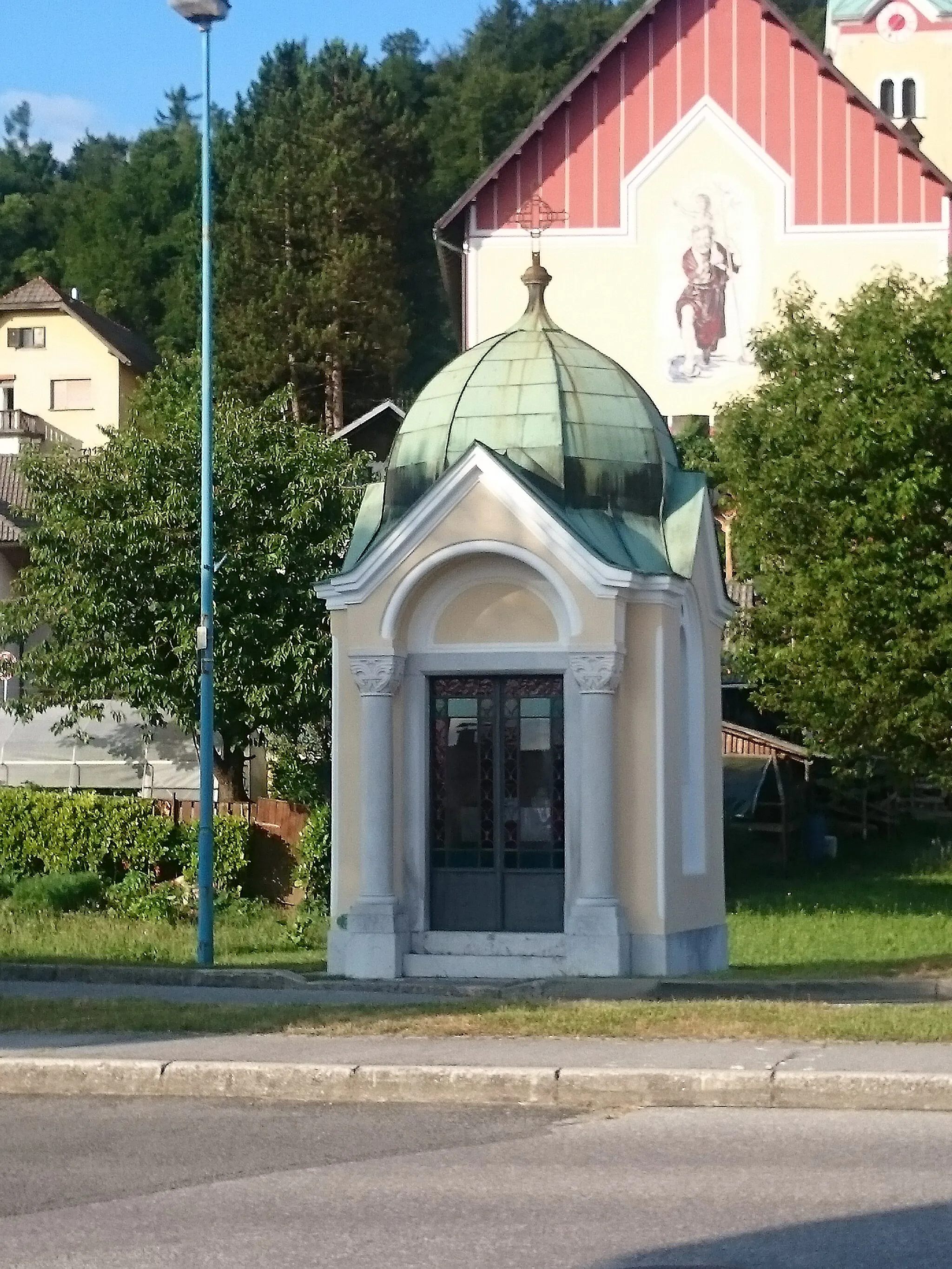 Photo showing: Mother of God chapel in Preska near Medvode.