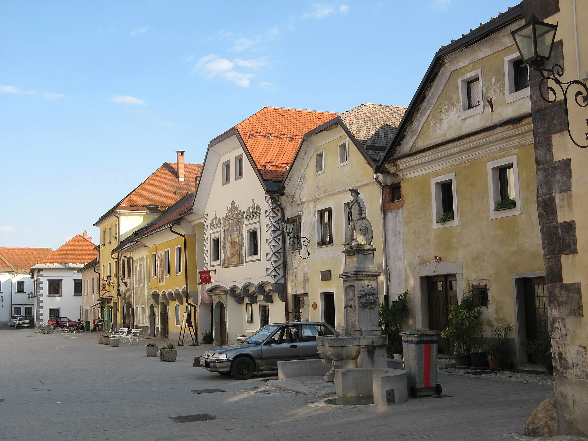 Photo showing: Radovljica old town centre