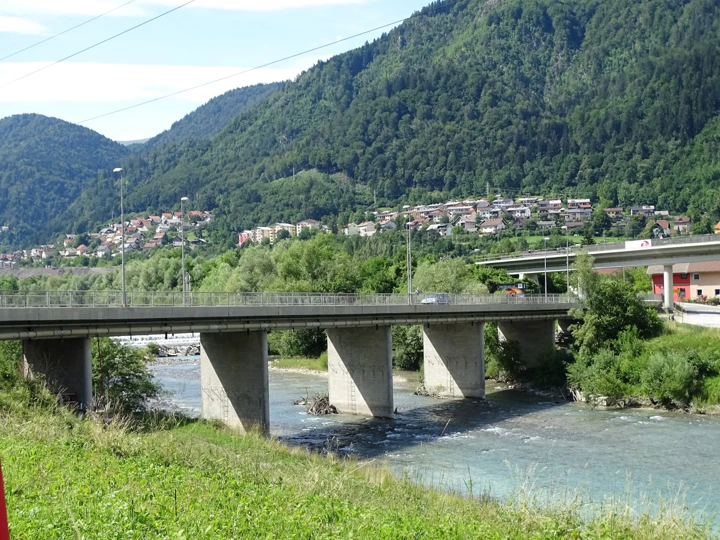 Photo showing: Bridge over the Sava Dolinka in Slovenski Javornik