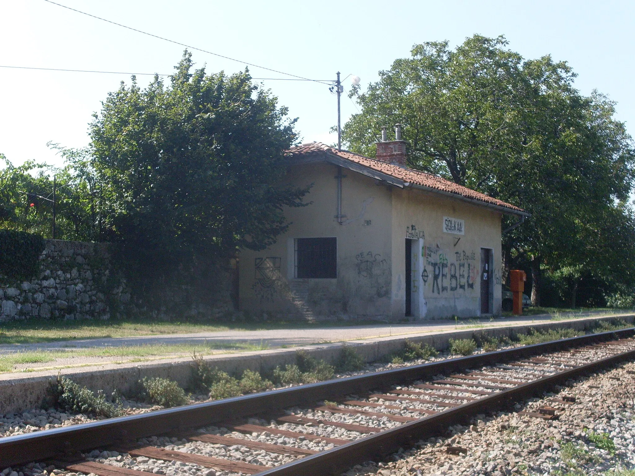 Photo showing: Railway halt in Solkan