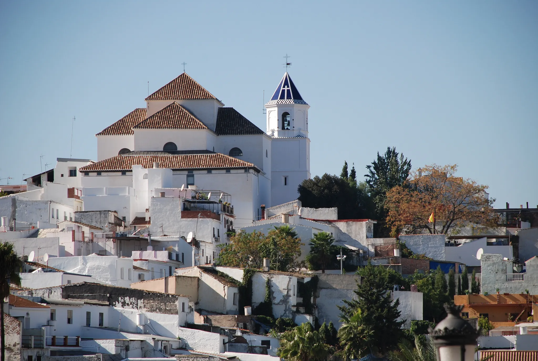 Photo showing: Vista de Alhaurín el Grande desde Carretera de Cártama.