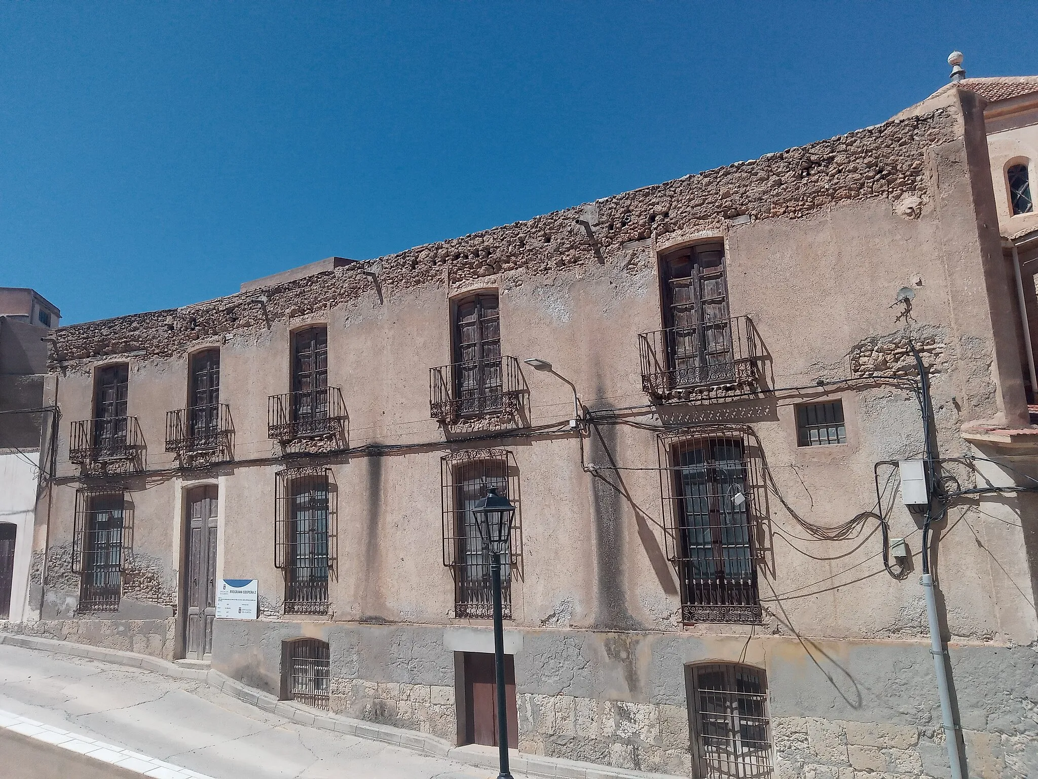 Photo showing: Caserón antiguo en mal estado ubicado en Arboleas