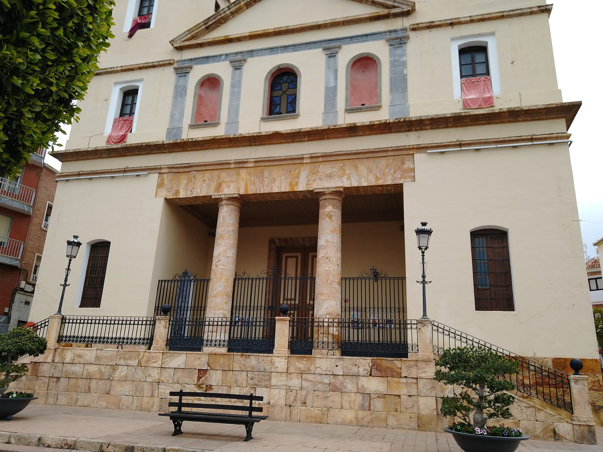 Photo showing: Iglesia de la Anunciación de Berja en marzo de 2020.