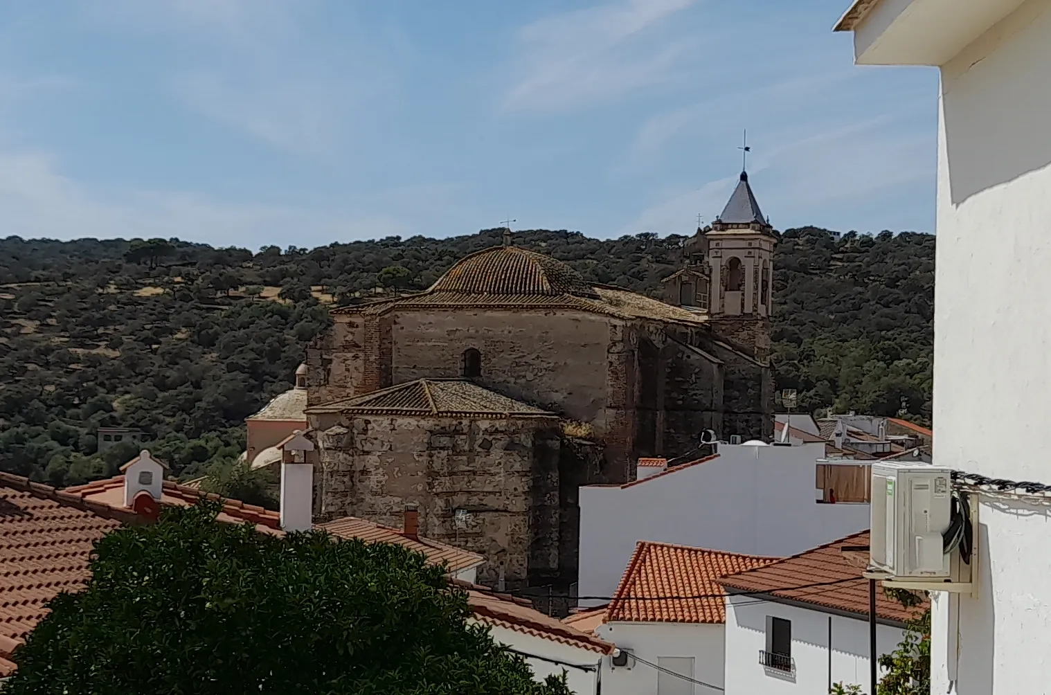 Photo showing: Iglesia de San Juan Bautista, El Castillo de las Guardas