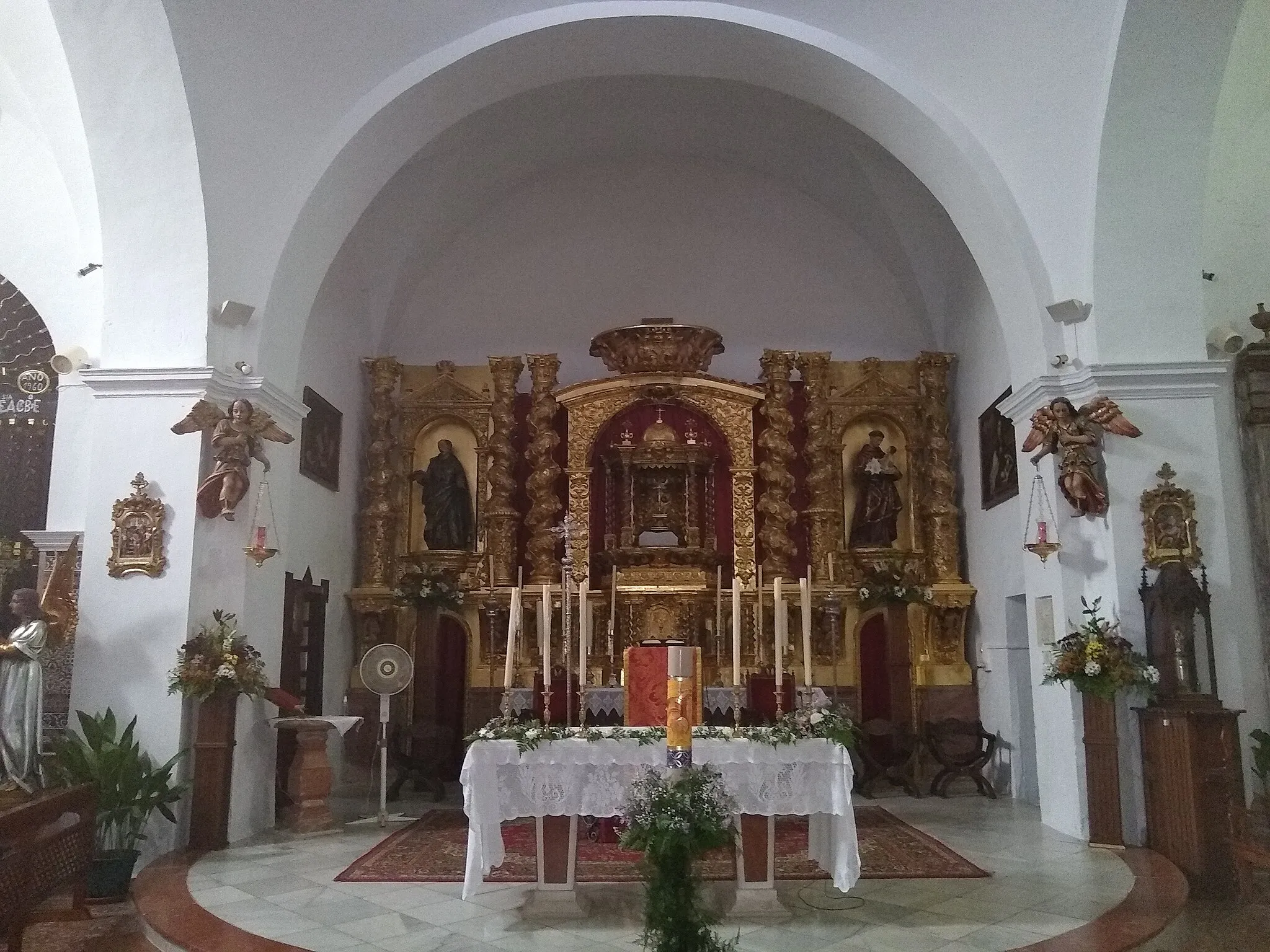 Photo showing: Altar mayor de la Iglesia de San Marcos Evangelista. El Saucejo, provincia de Sevilla, Andalucía, España.