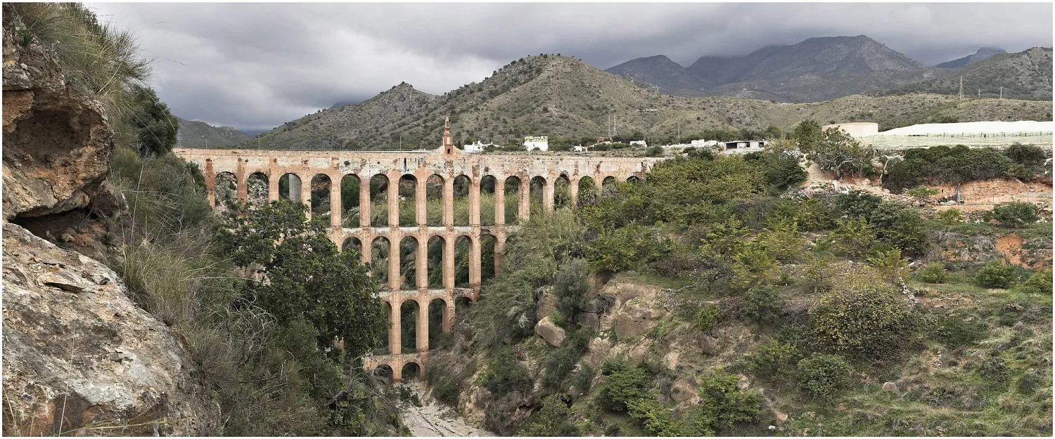 Photo showing: Spain, Nerja, Aqueduct