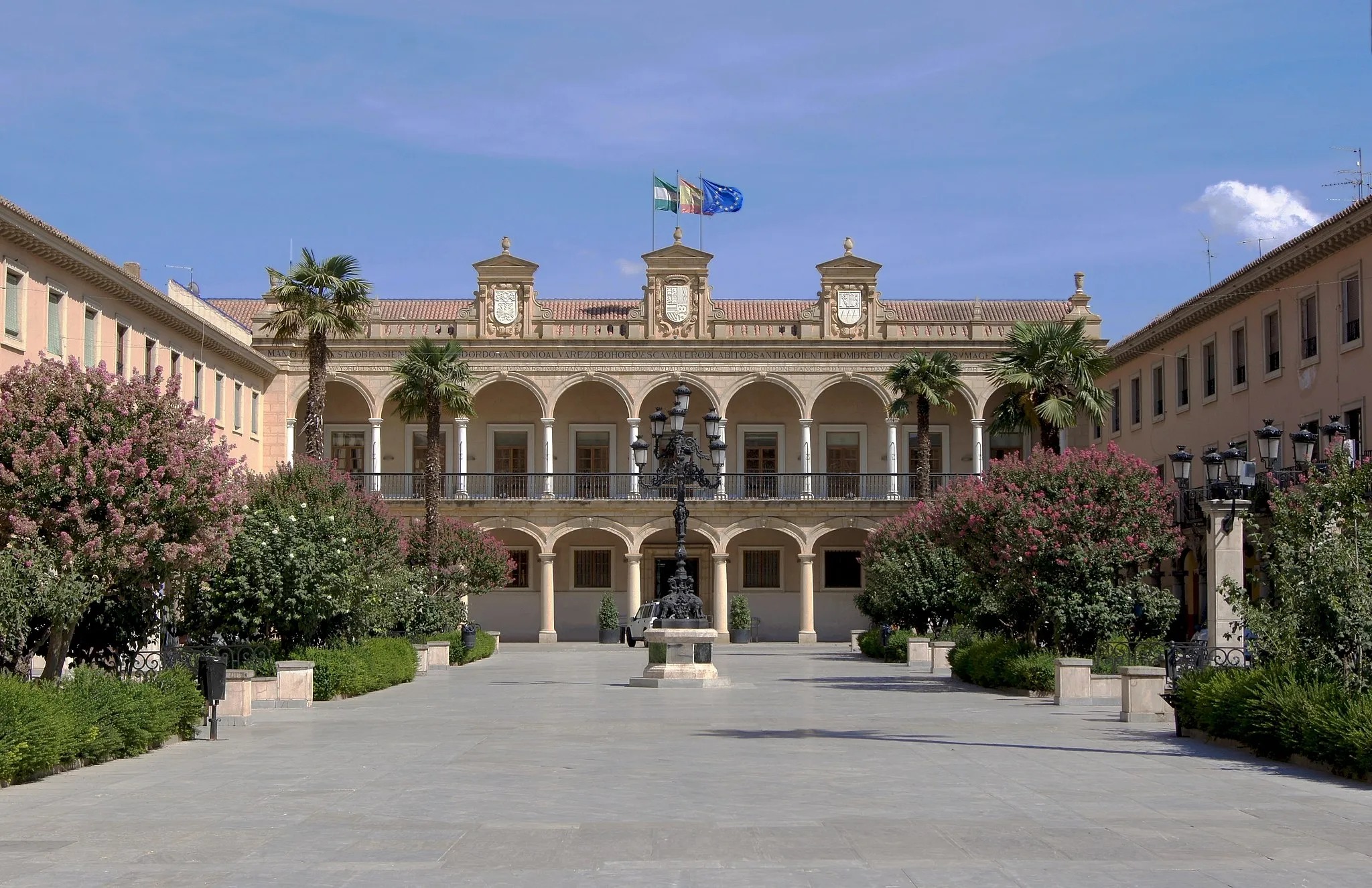 Photo showing: City hall of Guadix, Plaza de la Constitución, Granada, Spain