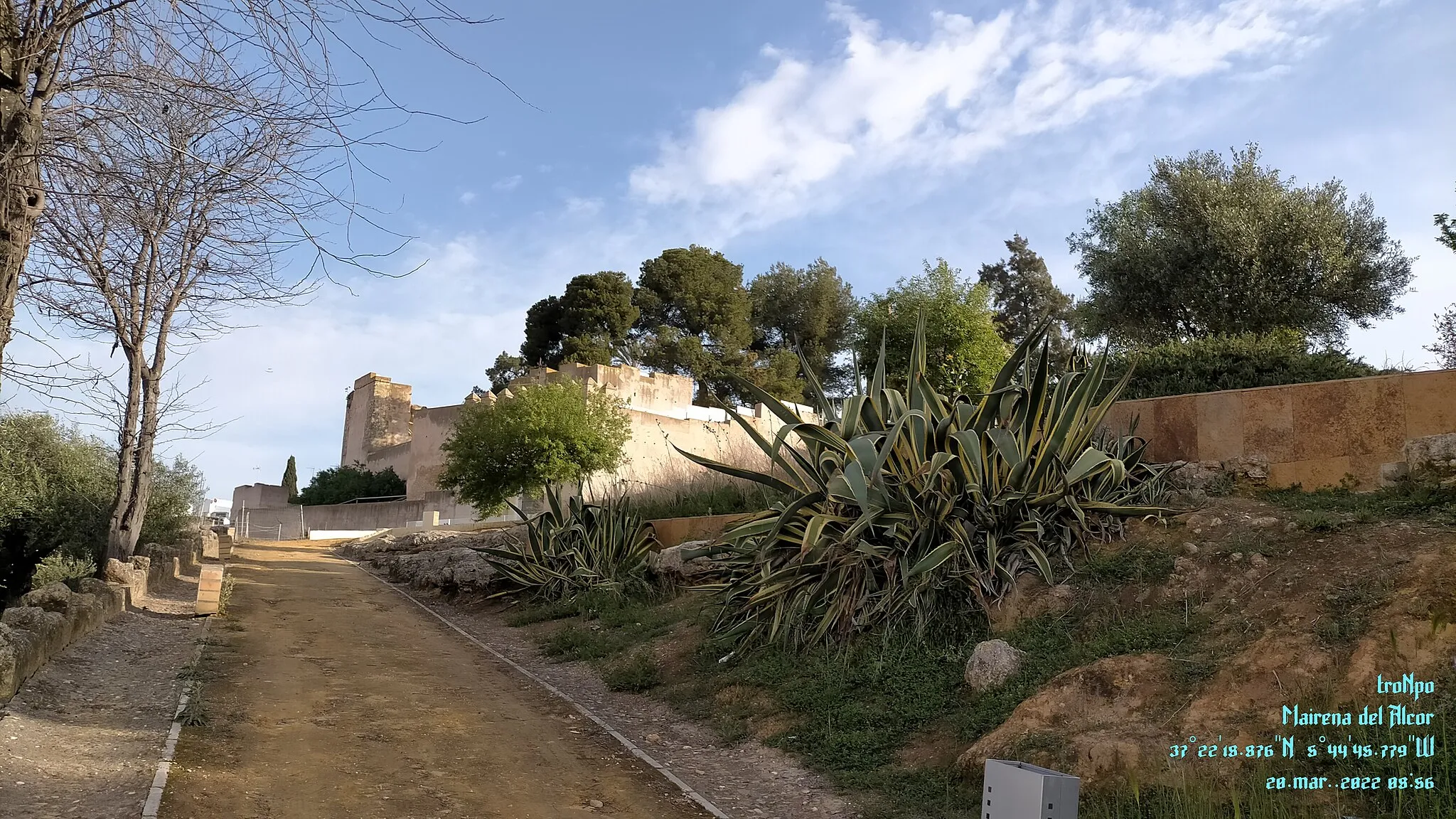 Photo showing: Castillo de Luna (Bien de Interés Cultural (RI-51-0008154))