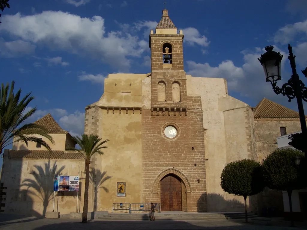 Photo showing: Fachada occidental de la parroquia de Ntra. Sra. de la O, en Rota-Cádiz-Andalucía-España