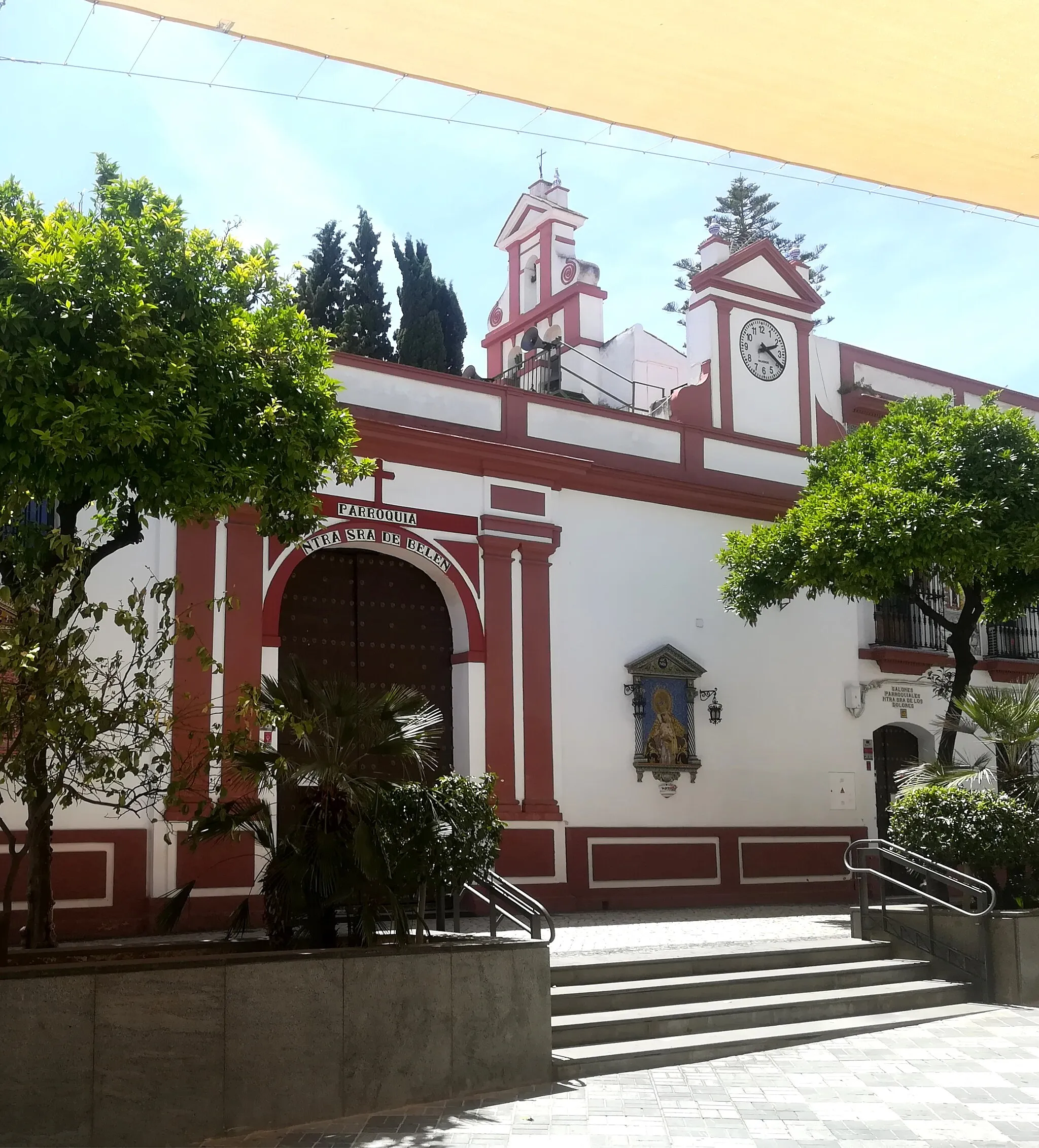 Photo showing: Iglesia de Nuestra Señora de Belén. Tomares, provincia de Sevilla, Andalucía, España.