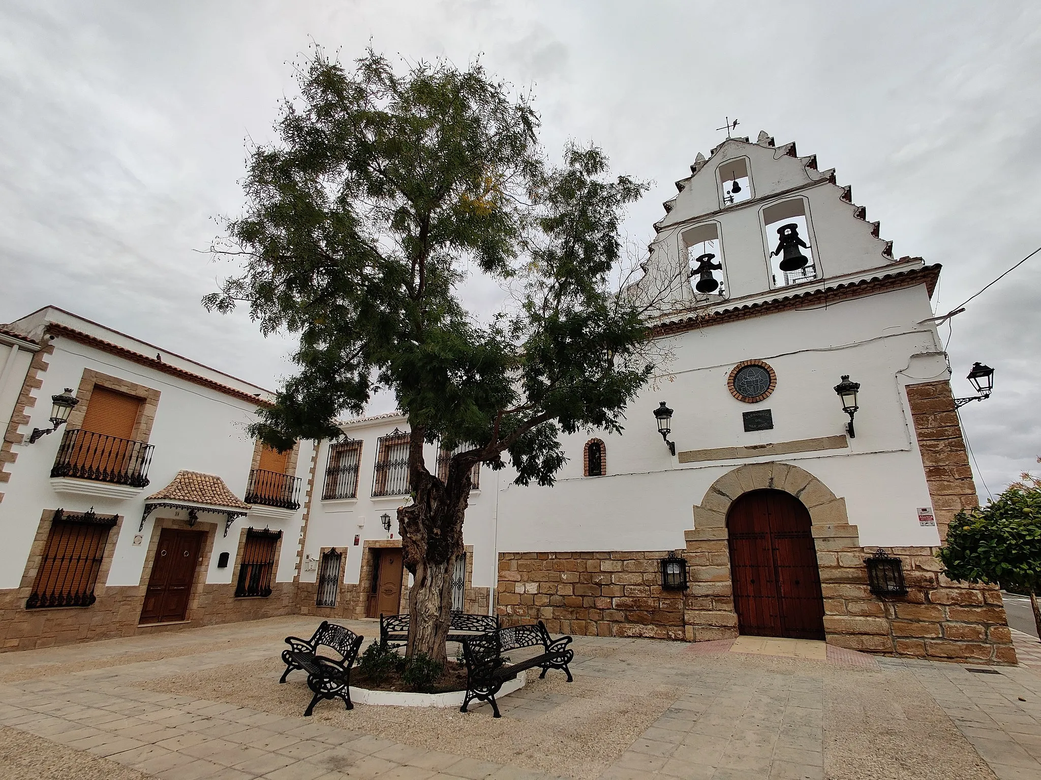 Photo showing: Iglesia de San José, Torreblascopedro. Construida en la segunda mitad del siglo XX.