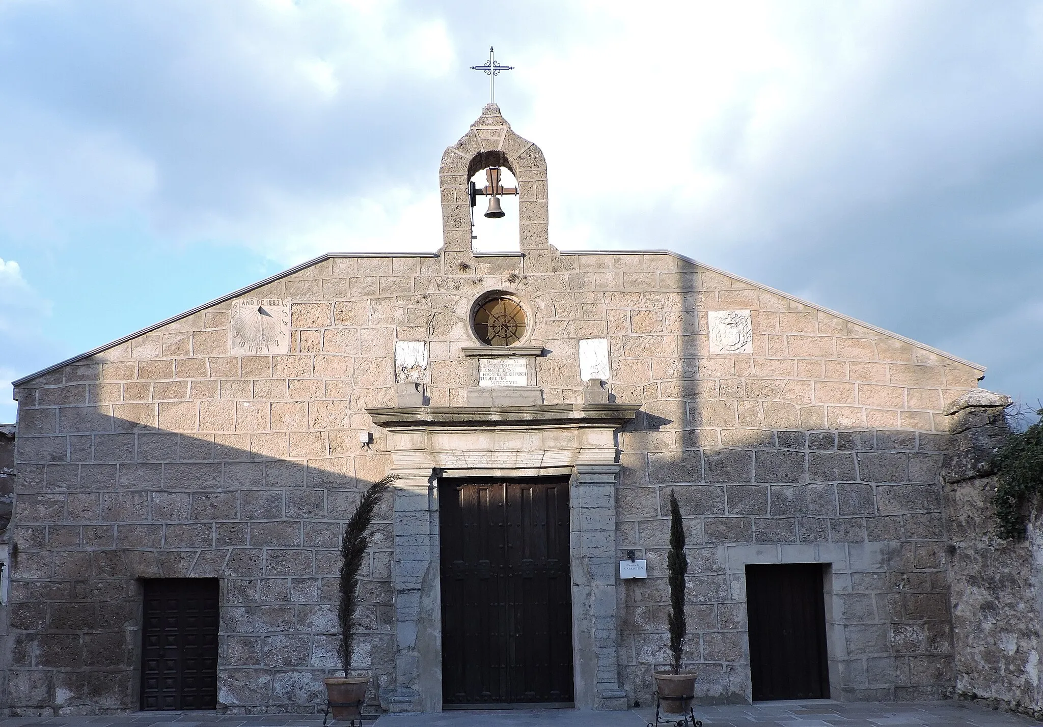 Photo showing: Portada principal de la Ermita de San Sebastián de Valdepeñas de Jaén.