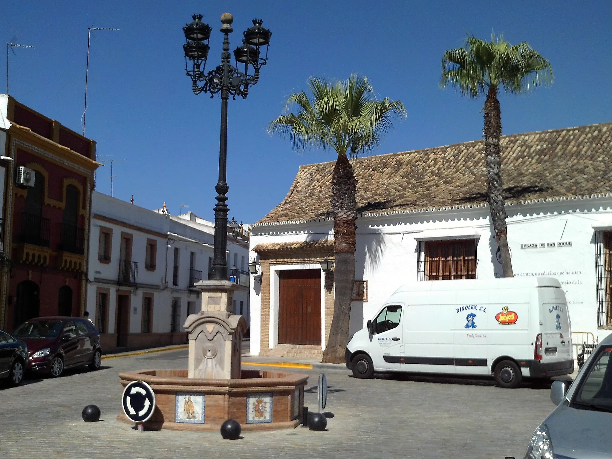 Photo showing: Plaza de San Roque, Villamanrique de la Condesa, provincia de Sevilla, Andalucía, España.