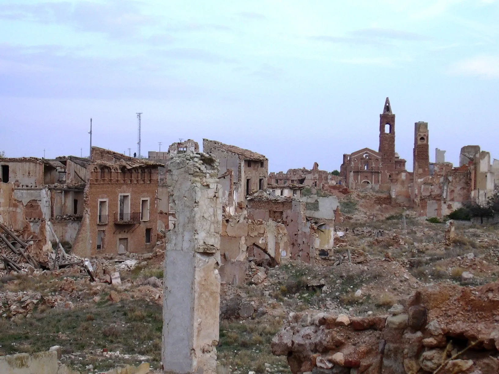 Photo showing: Belchite - View of the town