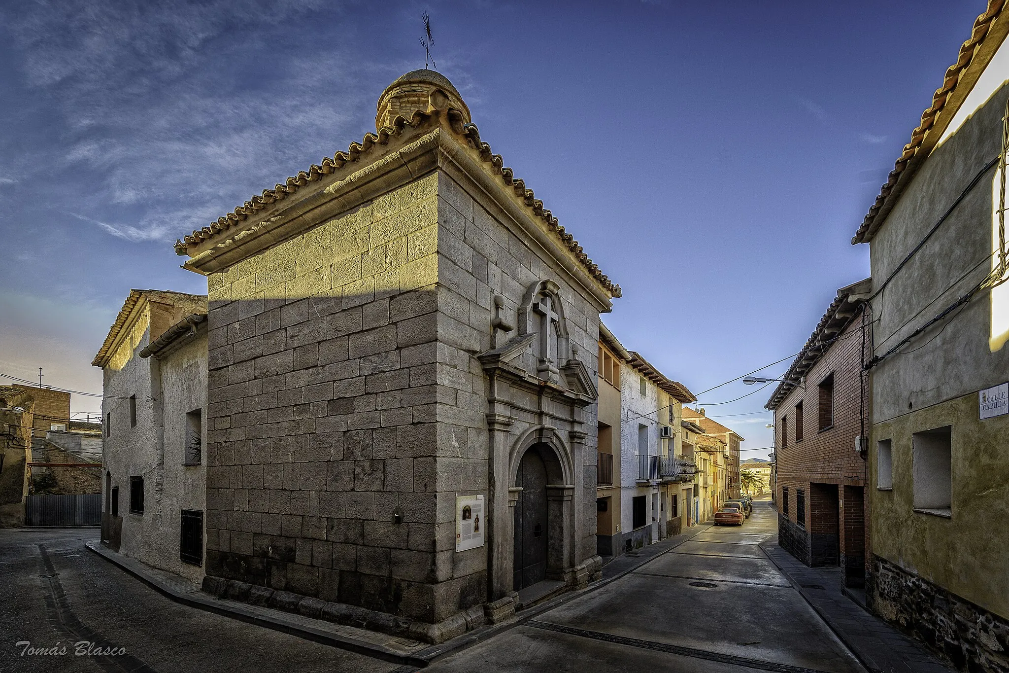 Photo showing: Lugar , donde según la leyenda, se encontró la talla del Cristo de Calatorao que está en la Iglesia de San Bartolomé