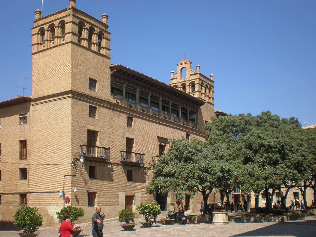 Photo showing: Huesca Town Hall