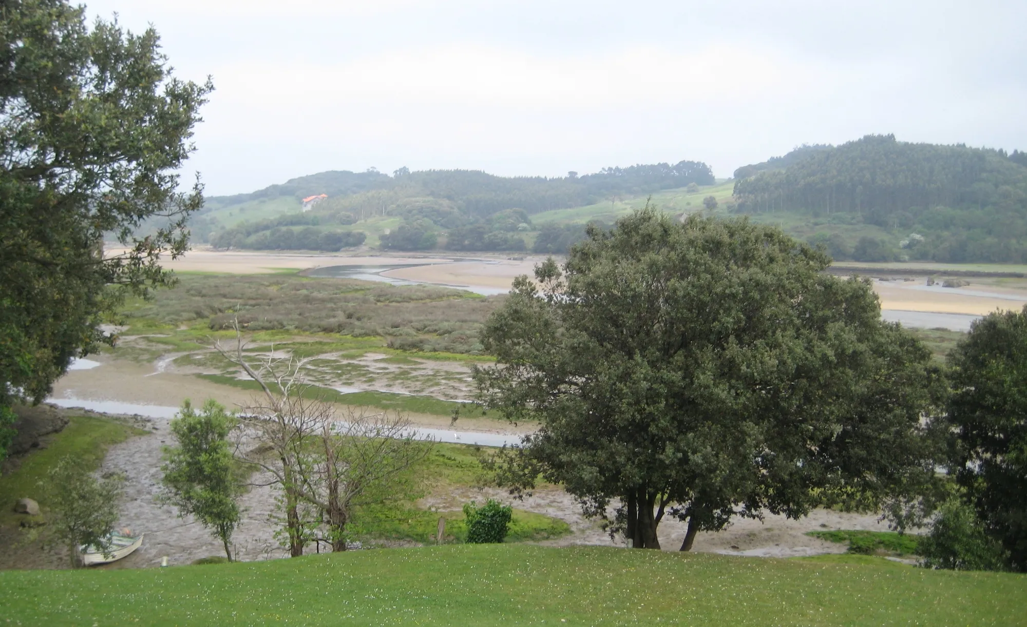 Photo showing: Ría of Ajo, near Convento, Bareyo, Cantabria.