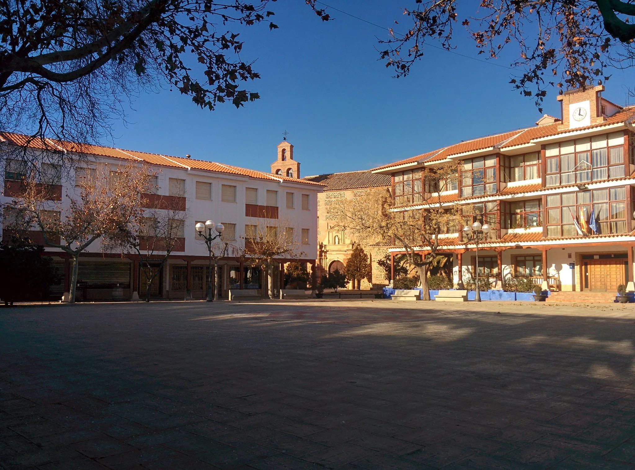 Photo showing: Plaza en Castellar de Santiago (Ciudad Real, España).