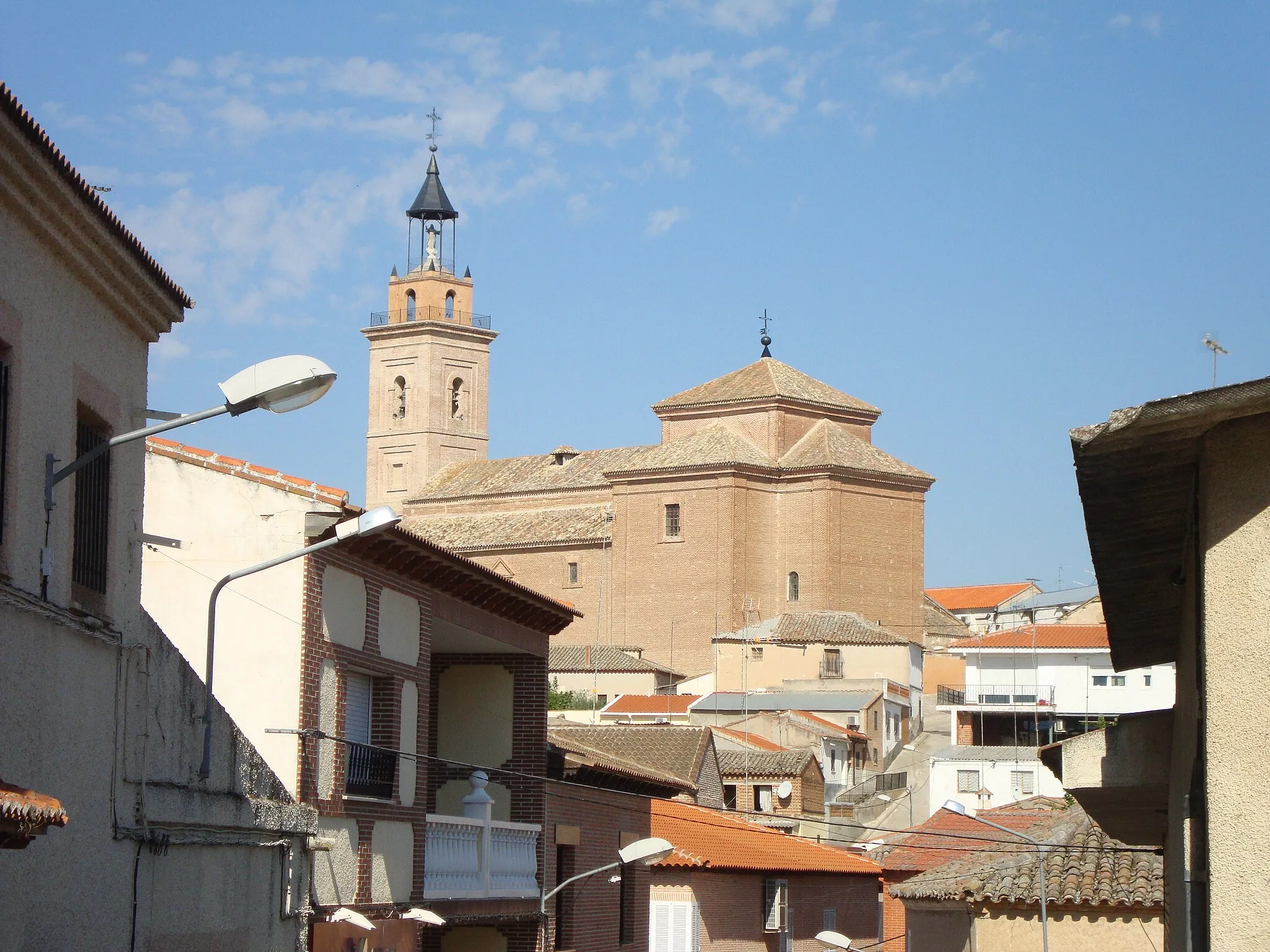 Photo showing: Iglesia del pueblo de Cebolla en España