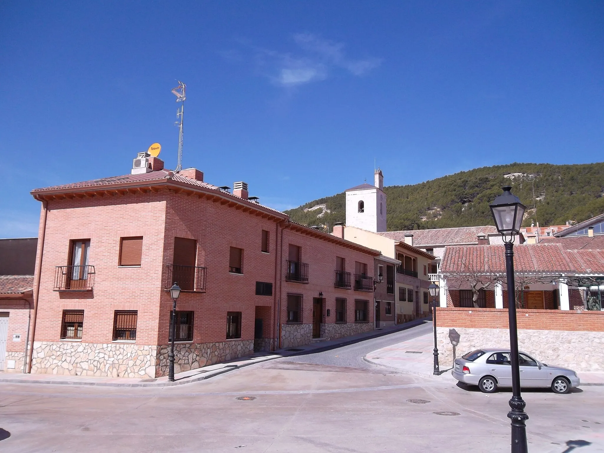 Photo showing: Chiloeches-Casas, calles.