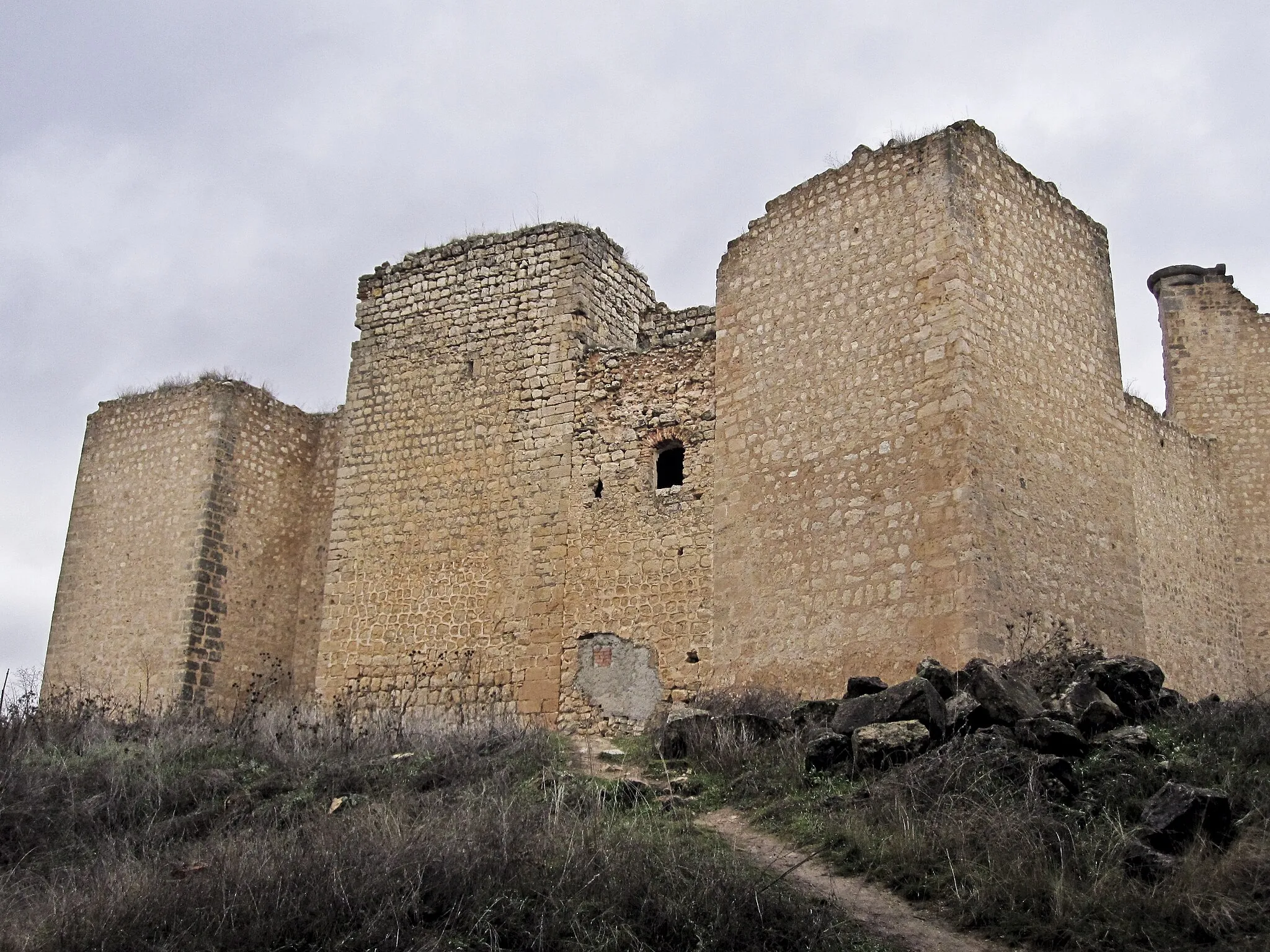 Photo showing: Cifuentes, Spain. Castle