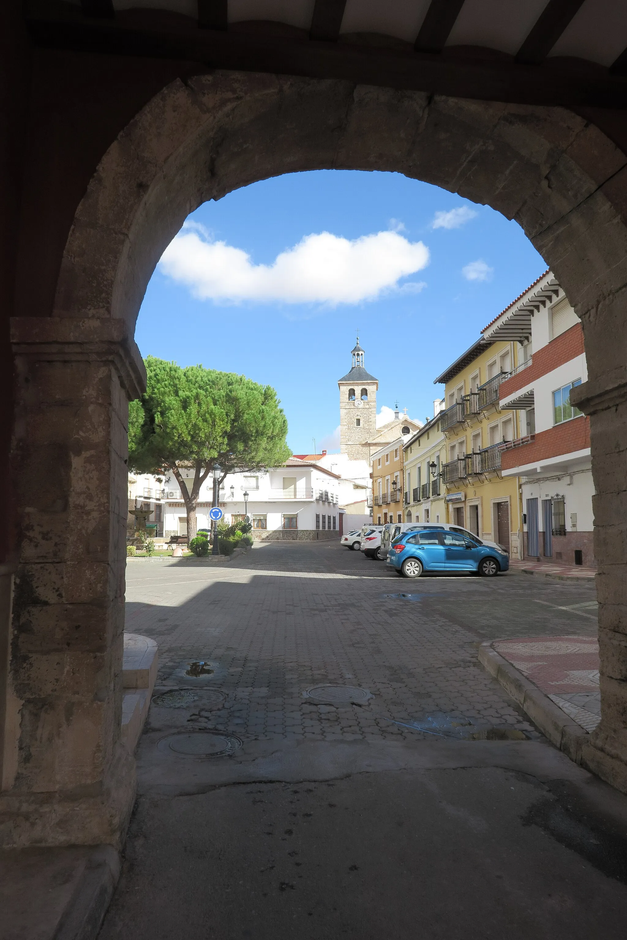 Photo showing: Arco de entrada al antiguo recinto amurallado de la Villeta, La Guardia.