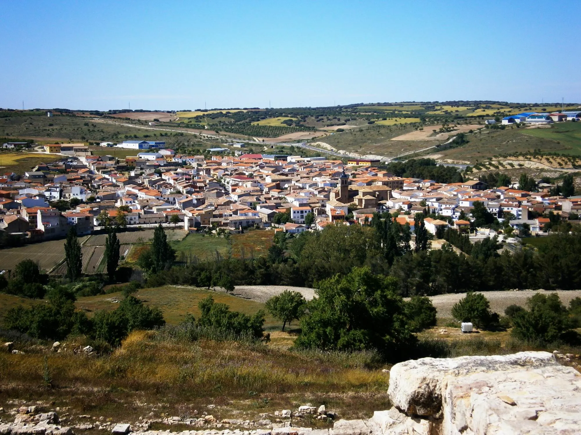 Photo showing: Vistas de Lezuza desde su castillo