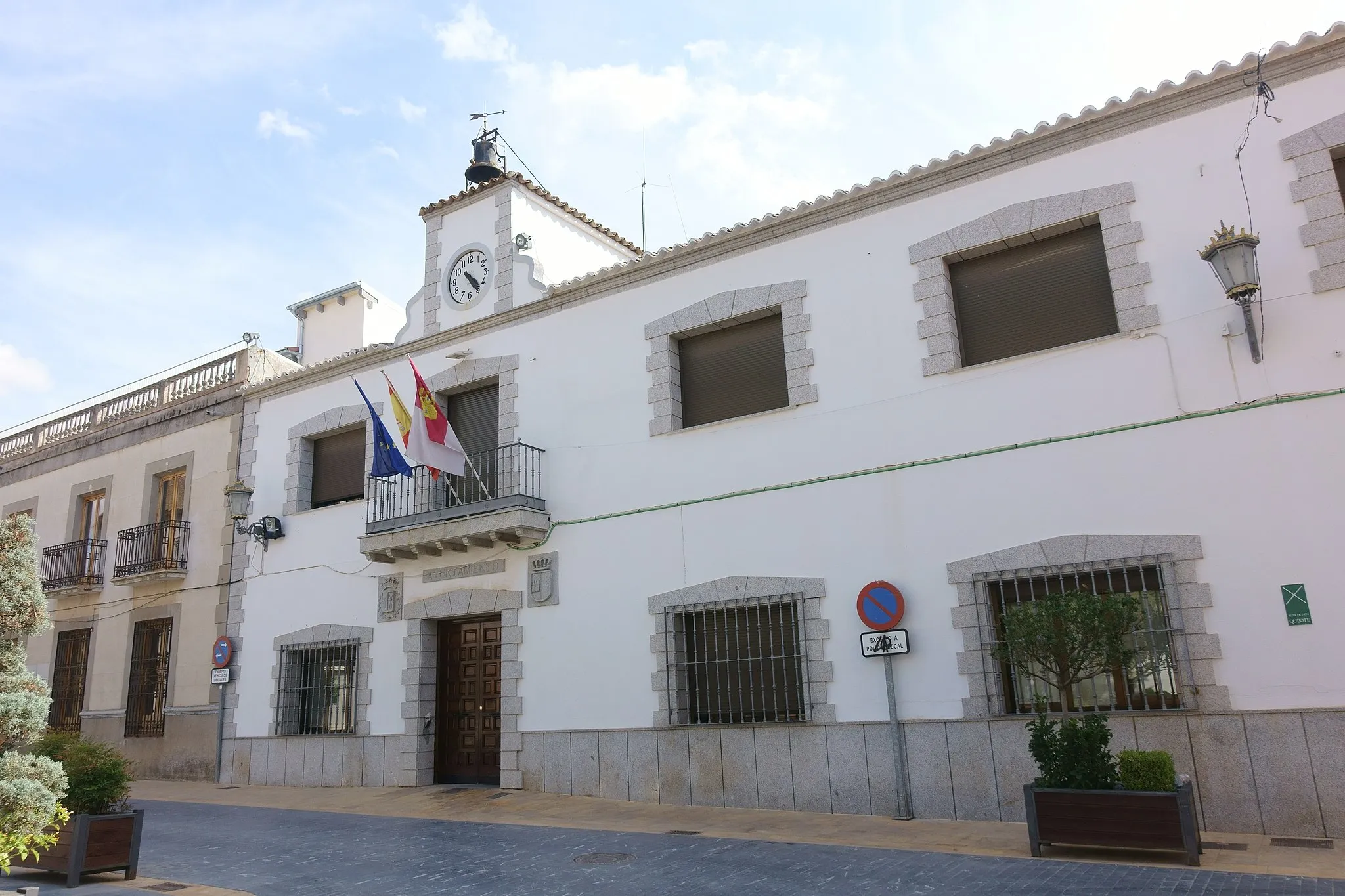 Photo showing: Casa consistorial de Miguel Esteban (Toledo, España).