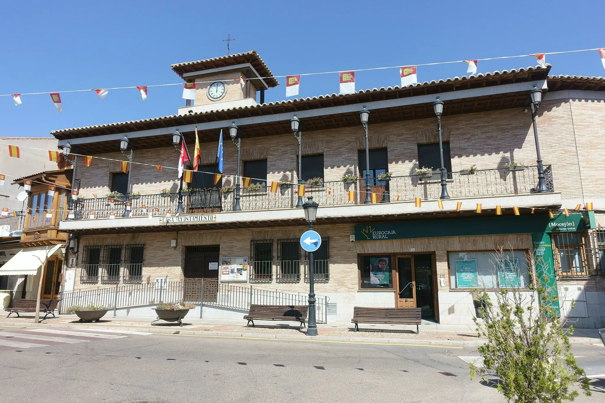 Photo showing: Casa consistorial de Mocejón (Toledo, España).