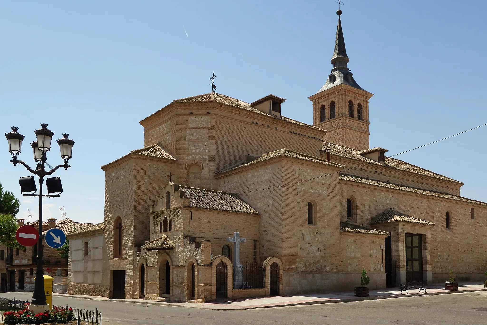 Photo showing: Mocejón, Iglesia parroquial San Esteban Protomártir