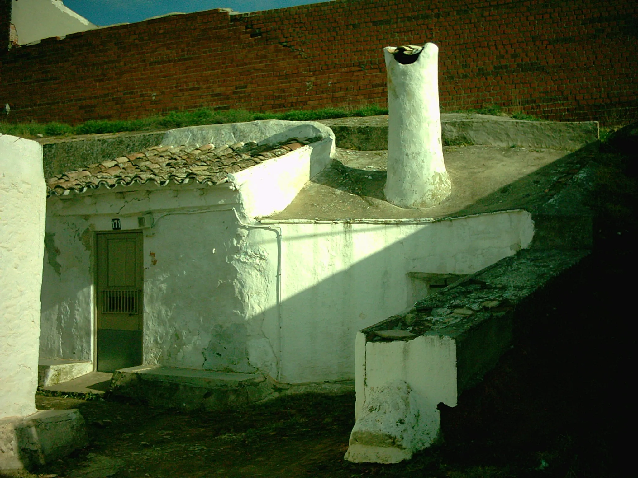 Photo showing: House-cove in Santa Cruz de la Zarza (Toledo, Spain)