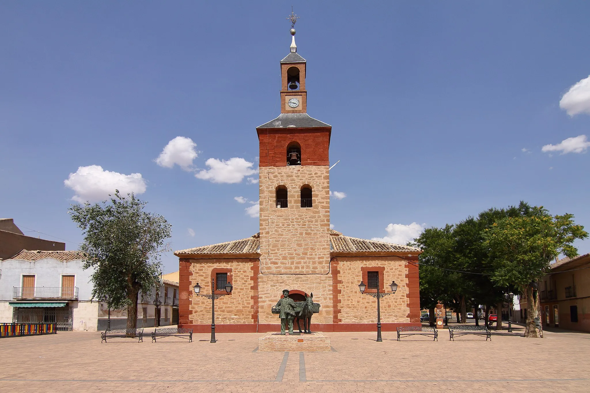 Photo showing: Villafranca de los Caballeros, Iglesia de Nuestra Señora de la Asunción, fachada principal