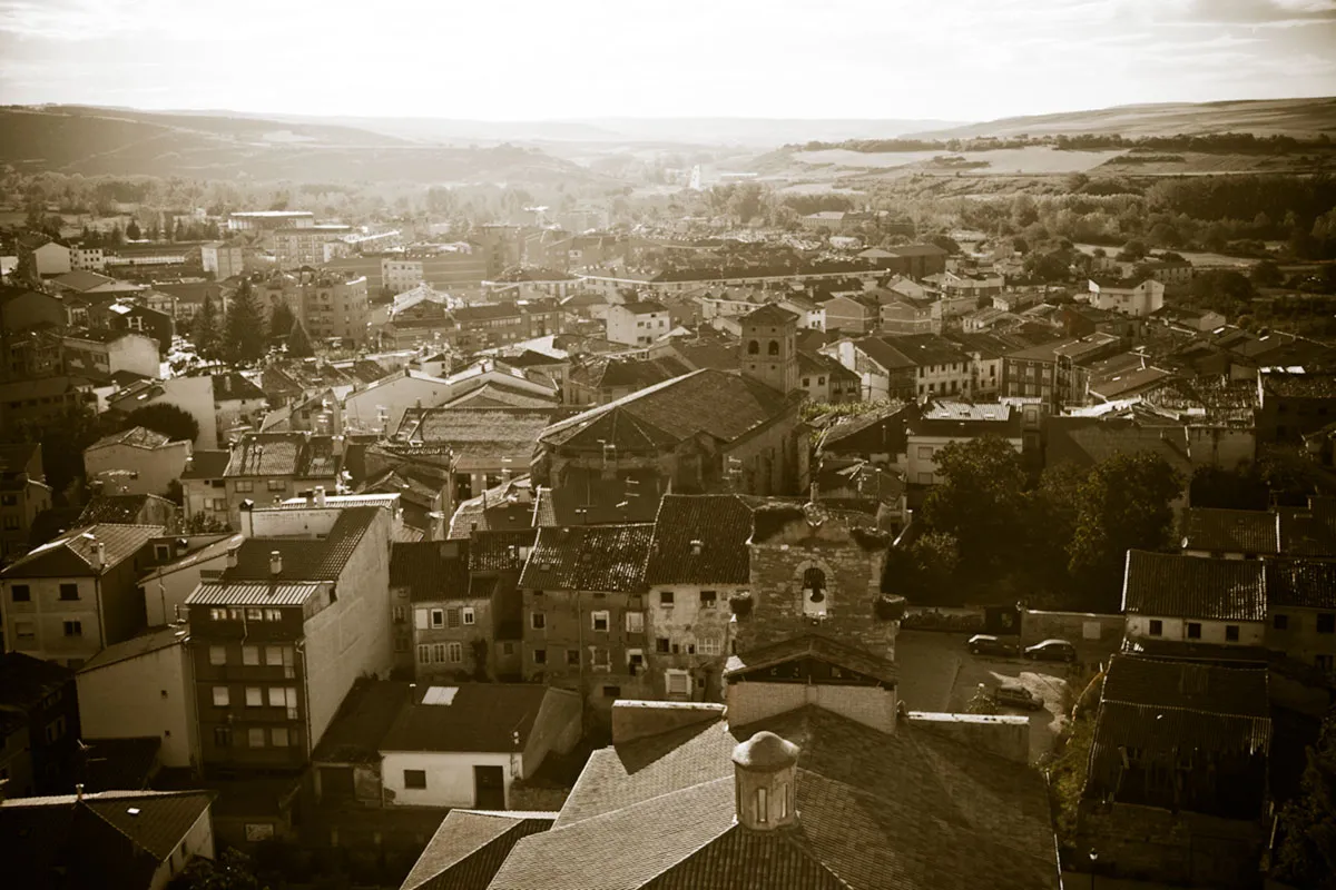 Photo showing: View of Belorado in sepia from its castle