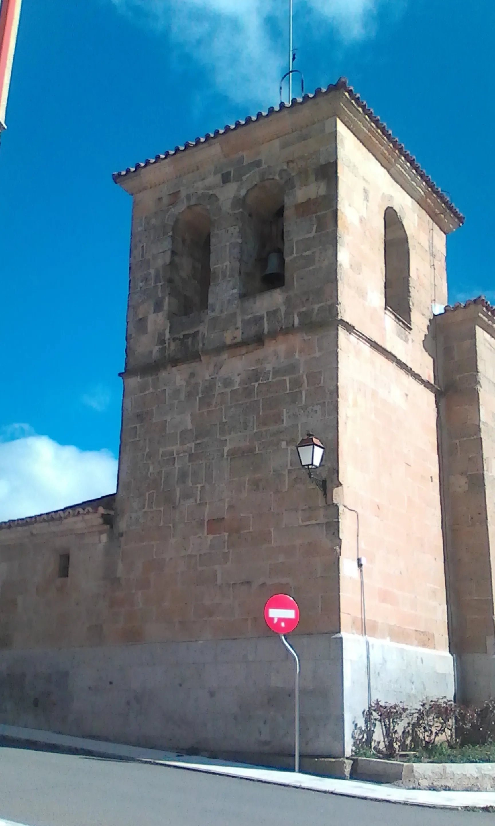 Photo showing: Iglesia de Cabrerizos