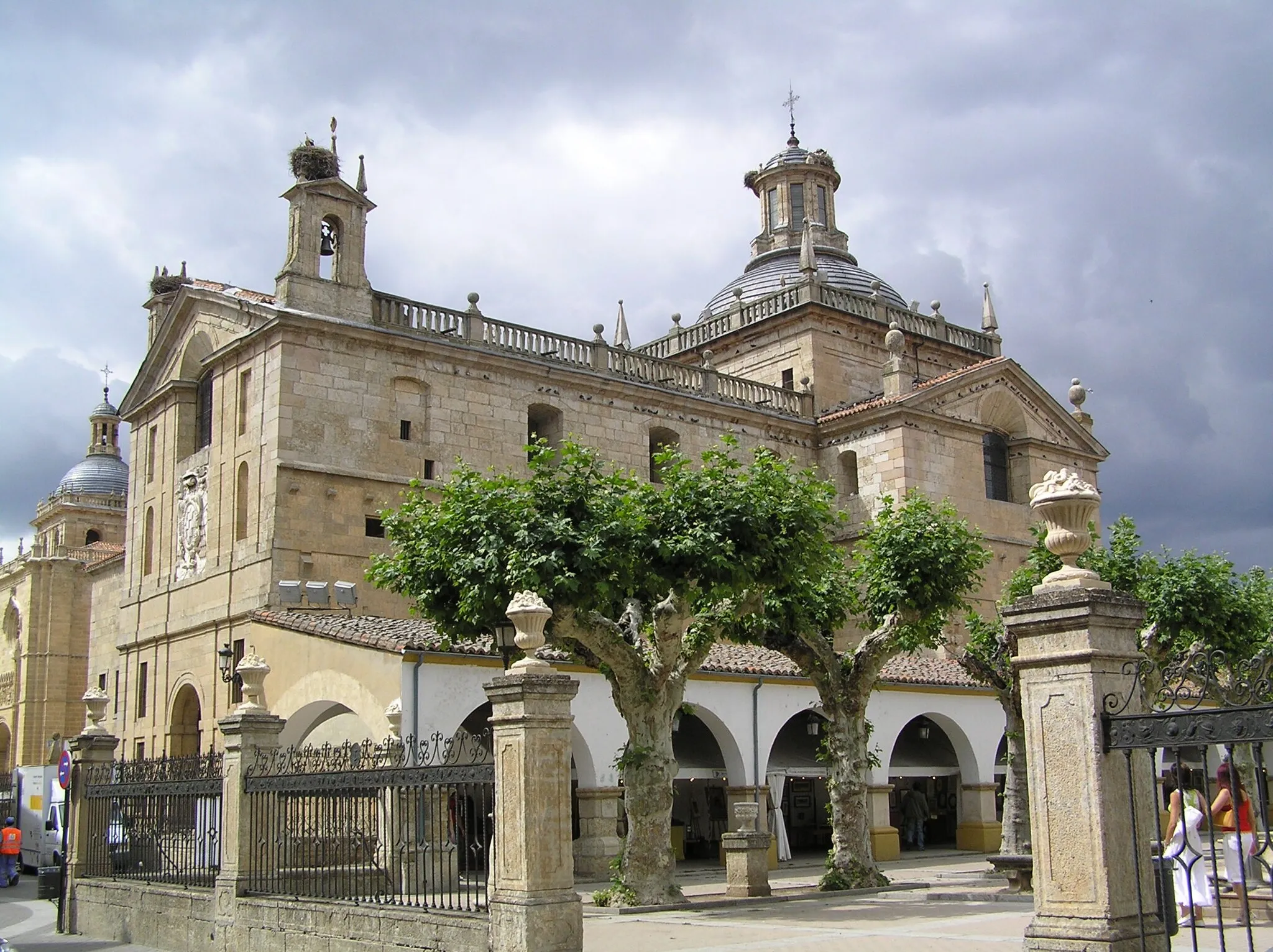 Photo showing: Vista de la Capilla de Cerralbo desde la Plaza del Buen Alcalde. Ciudad Rodrigo (provincia de Salamanca, España)